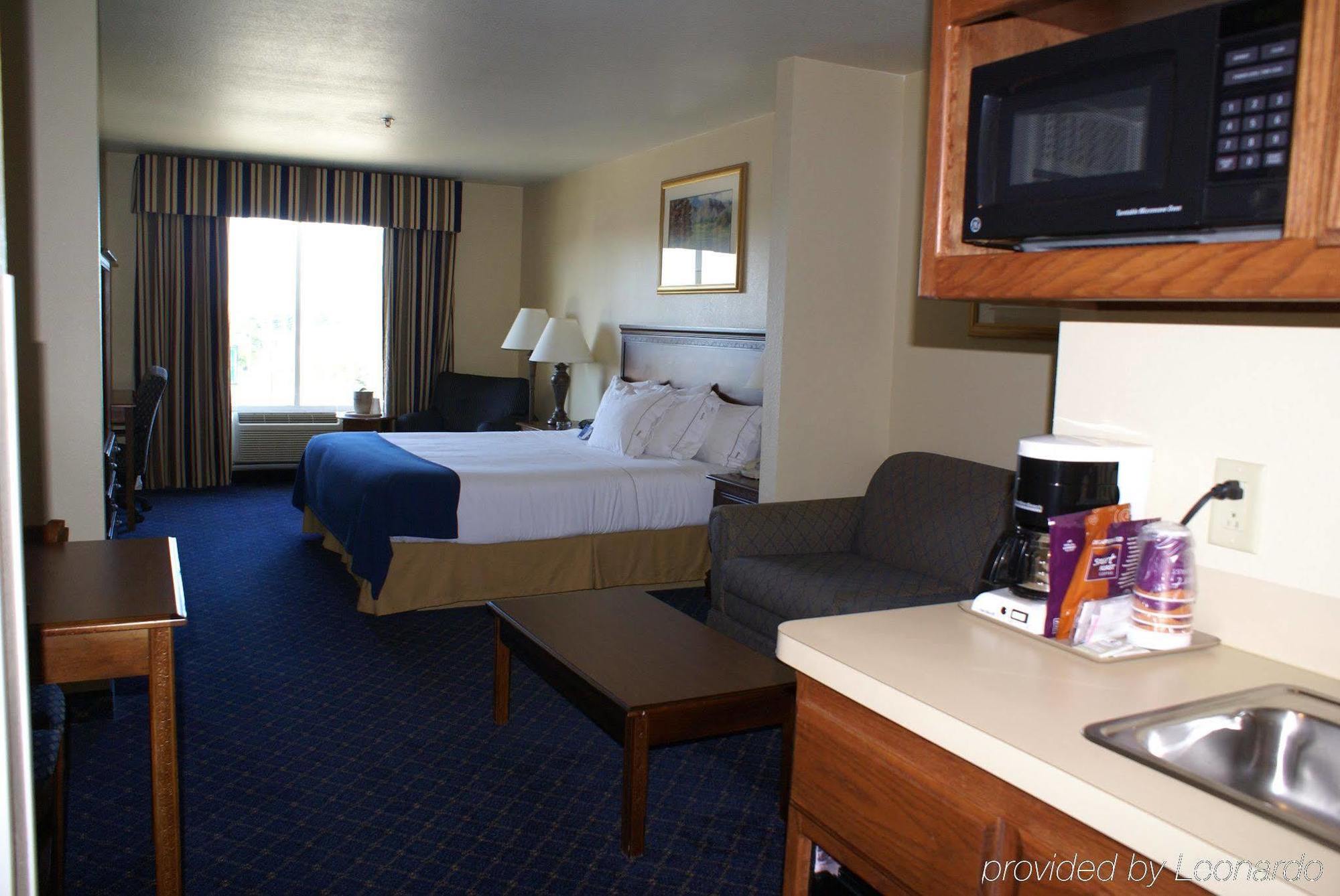 Holiday Inn Express Hotels & Suites Mountain Home By Ihg Room photo