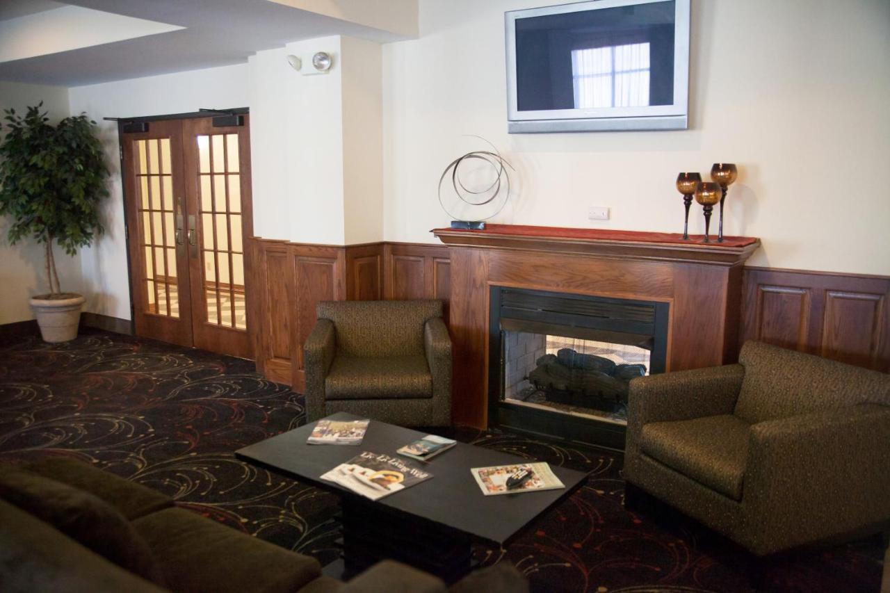 Holiday Inn Express Hotels & Suites Mountain Home By Ihg Exterior photo