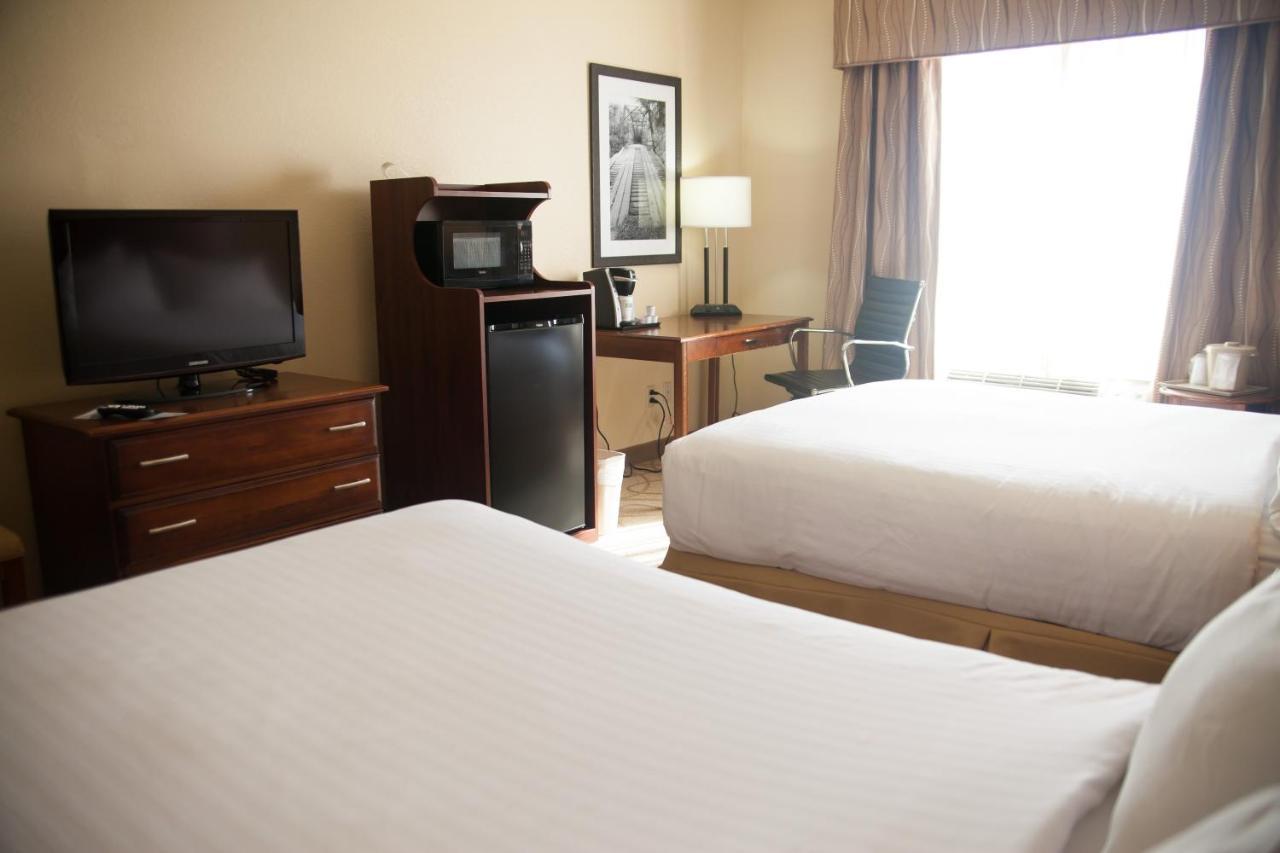 Holiday Inn Express Hotels & Suites Mountain Home By Ihg Exterior photo